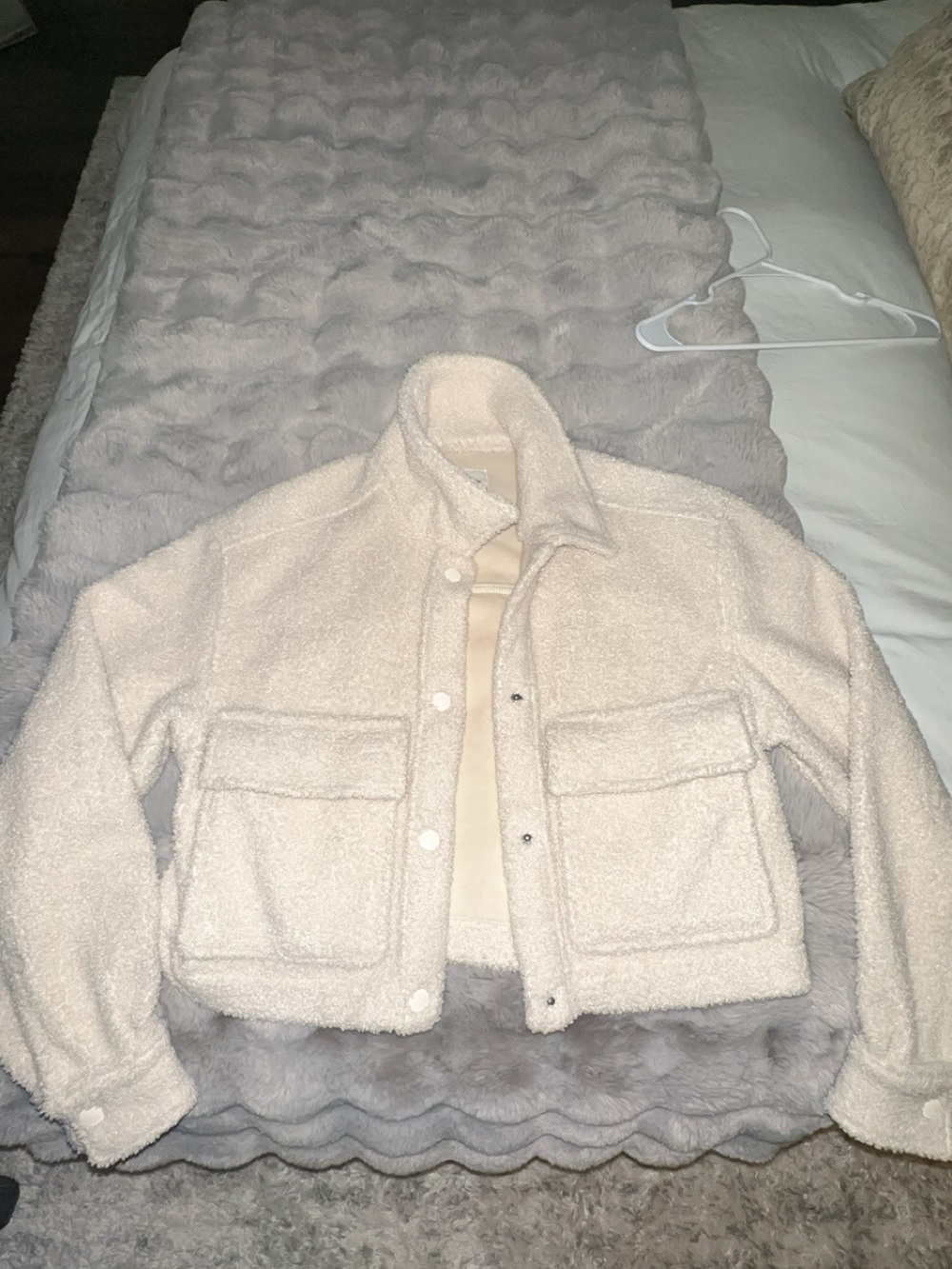 Abercrombie & Fitch Cream Sherpa Cropped Jacket